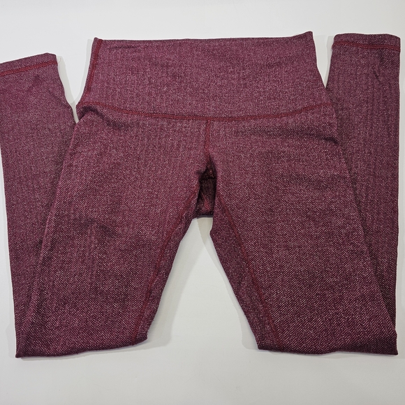 Women's 8 Lululemon Wunder Under Pant Hi-Rise Chevron Knit Leggings Burgundy - Picture 3 of 6